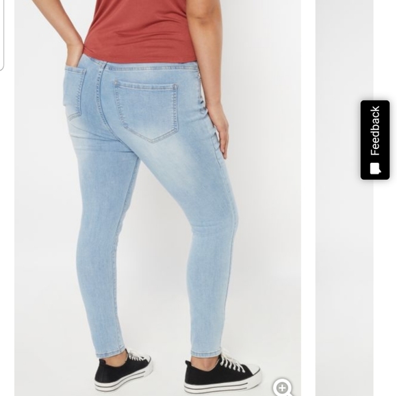 🧡🧡- Plus Ultimate Stretch Light Wash Mid Rise Jeggings - Picture 2 of 5